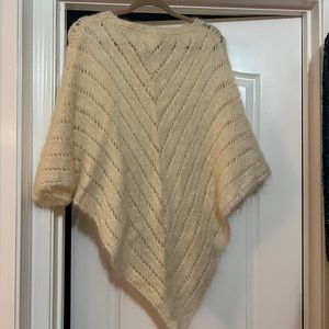 Cashmere poncho